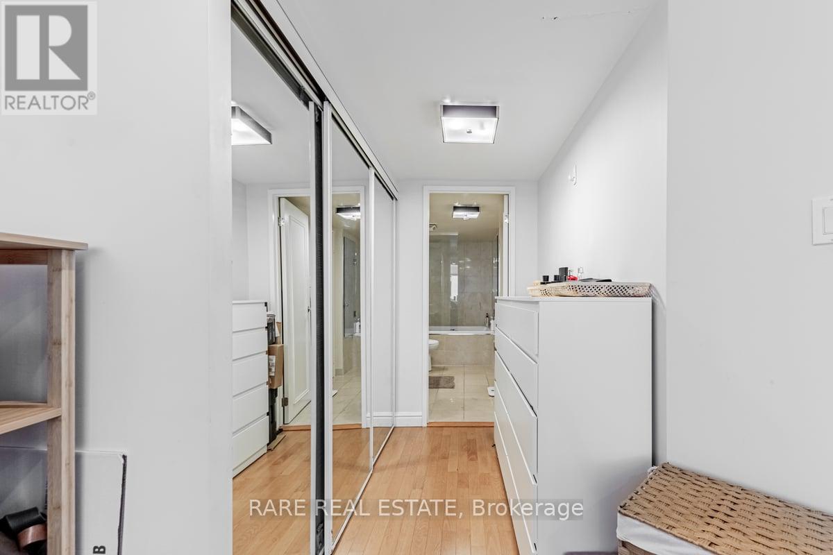 310 - 1001 Bay Street, Toronto, Ontario M5S 3A6 - Photo 21 - C12292618