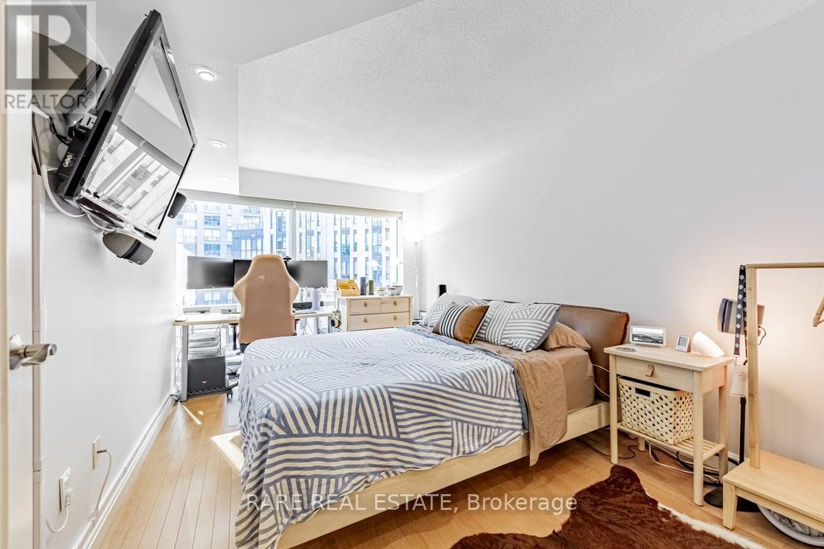 310 - 1001 Bay Street, Toronto, Ontario M5S 3A6 - Photo 16 - C12292618