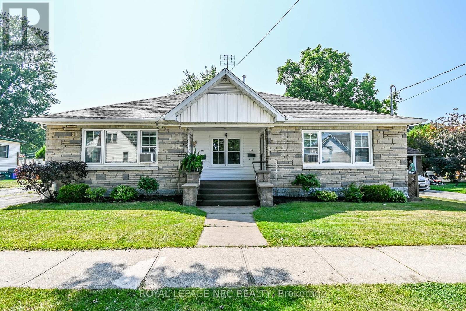 732-734 Steele Street, Port Colborne (Main Street), Ontario  L3K 4Z2 - Photo 1 - X12292825