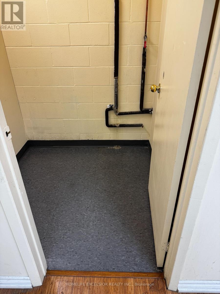 740 Gordon Baker Road, Toronto, Ontario  M2H 3B4 - Photo 9 - C12111782