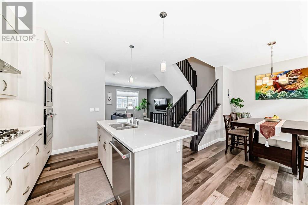 Property at 209 Wentworth Row SW image 1