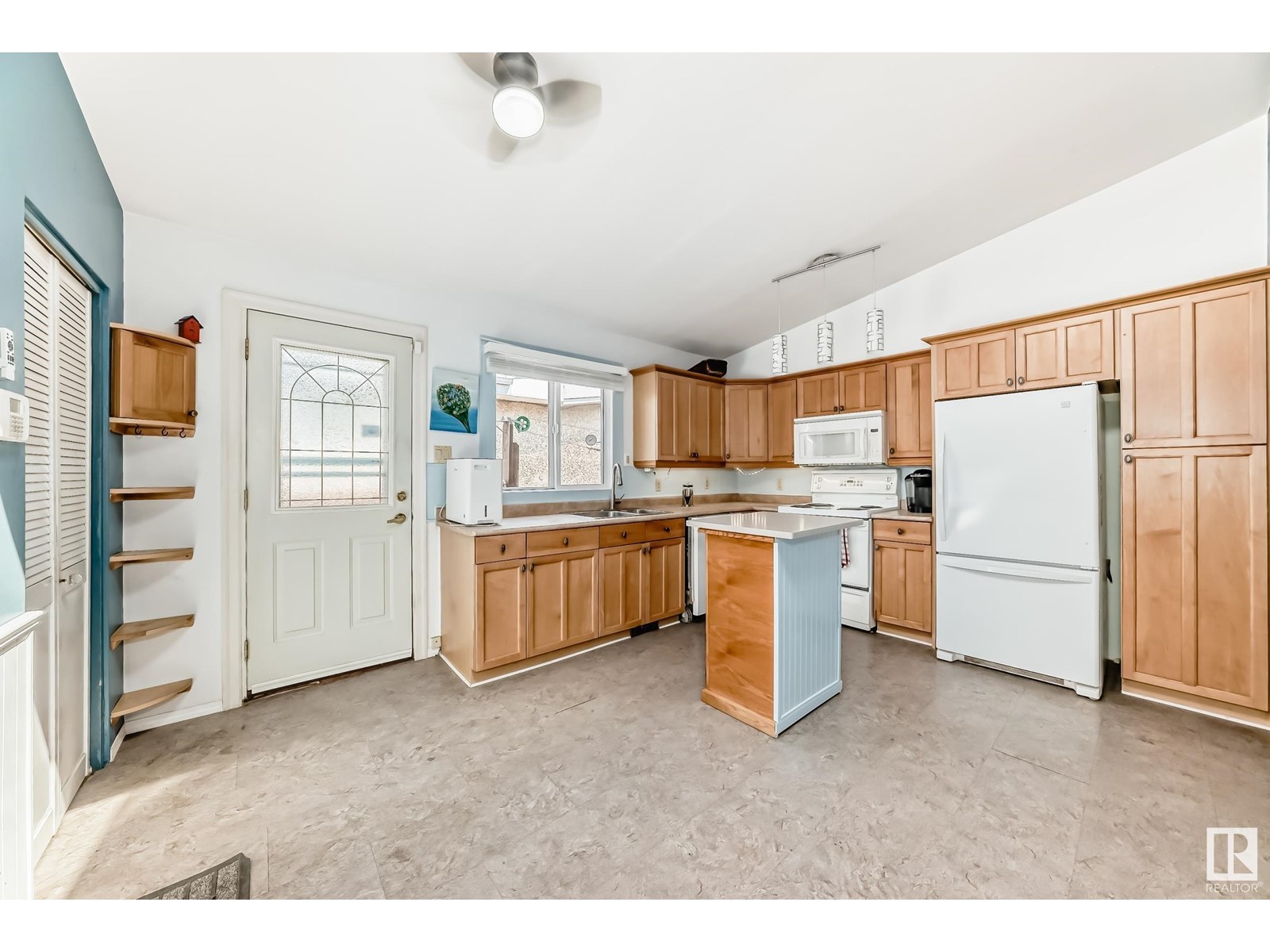 10952 157 St Nw, Edmonton, Alberta  T5P 2W3 - Photo 7 - E4448439