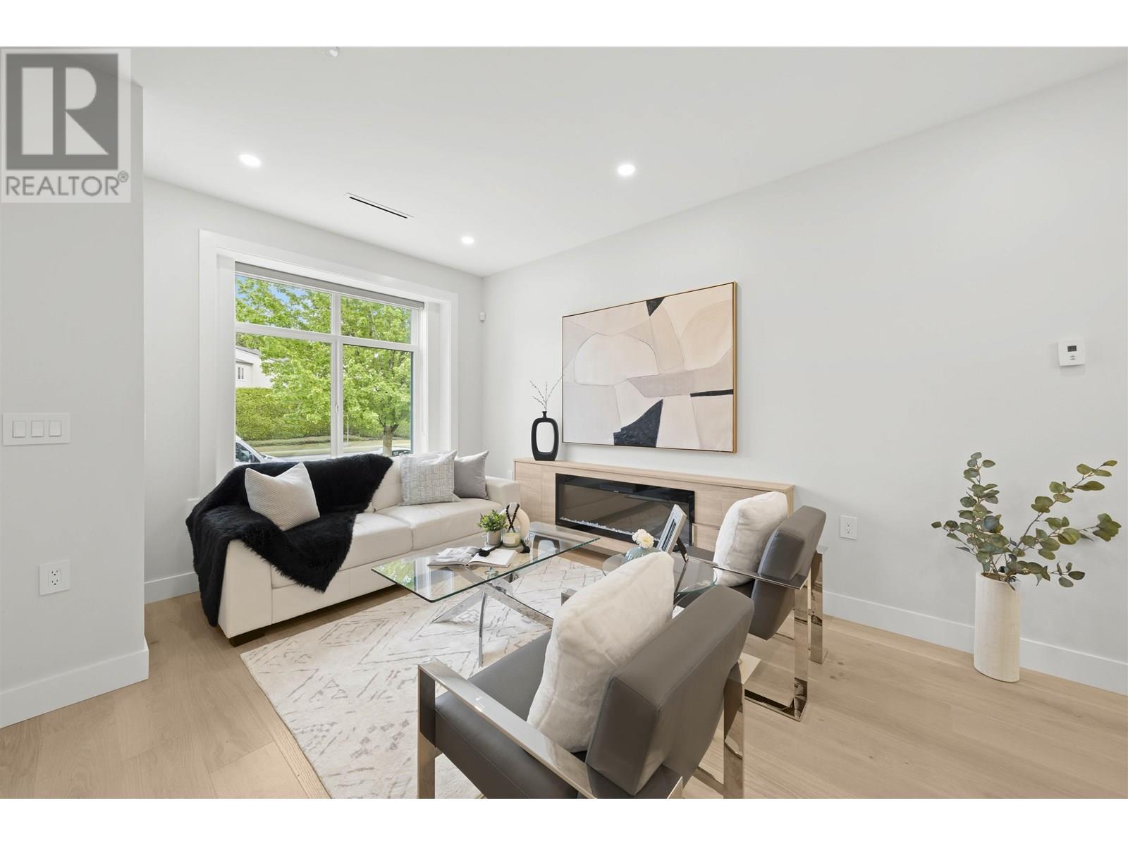 3498 E 49th Avenue, Vancouver, British Columbia  V5S 1M2 - Photo 5 - R3028348