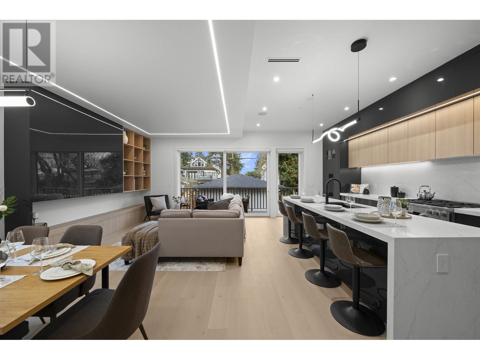 2 3232 W 38TH AVENUE, Vancouver, British Columbia