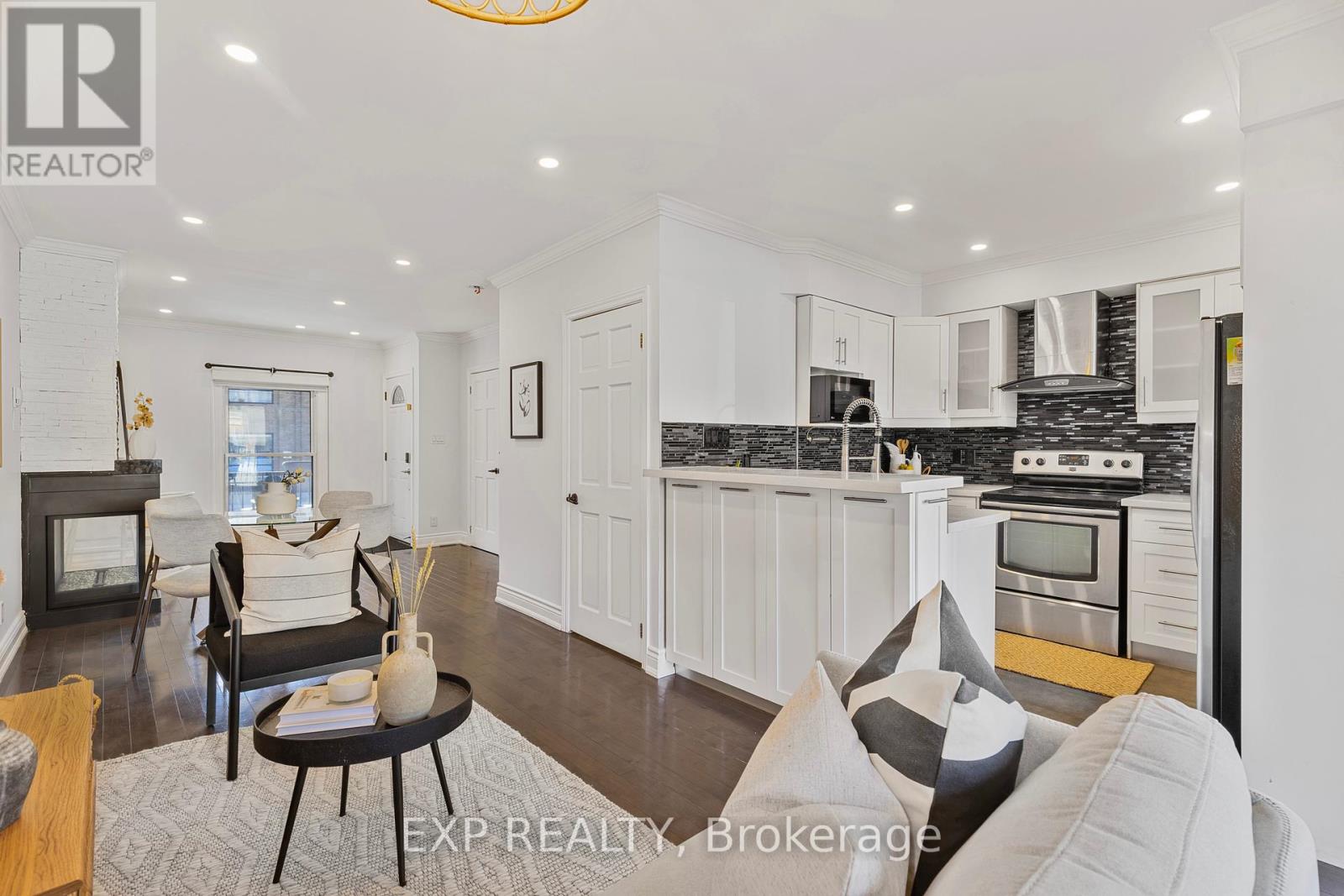 366 Dundas Street E, Toronto, Ontario  M5A 2A3 - Photo 10 - C12292840
