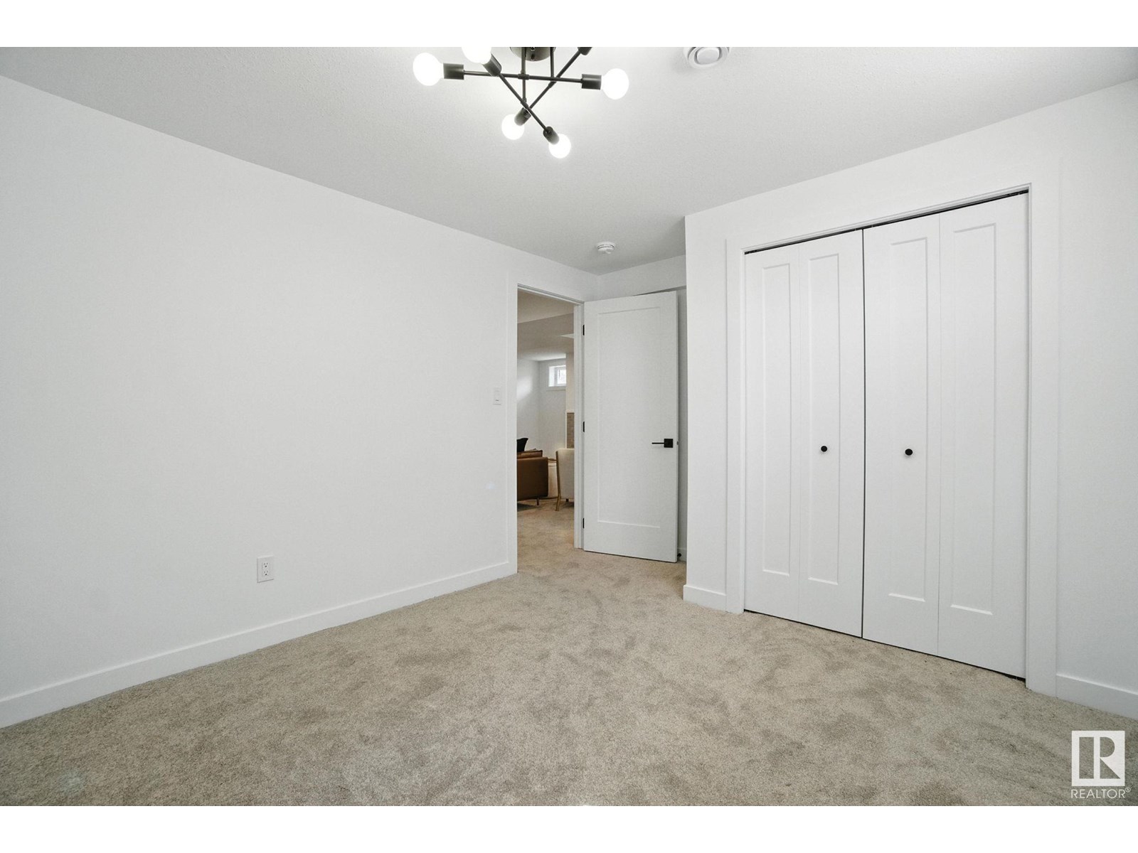 10419 36a Av Nw, Edmonton, Alberta  T6J 2H7 - Photo 43 - E4448443