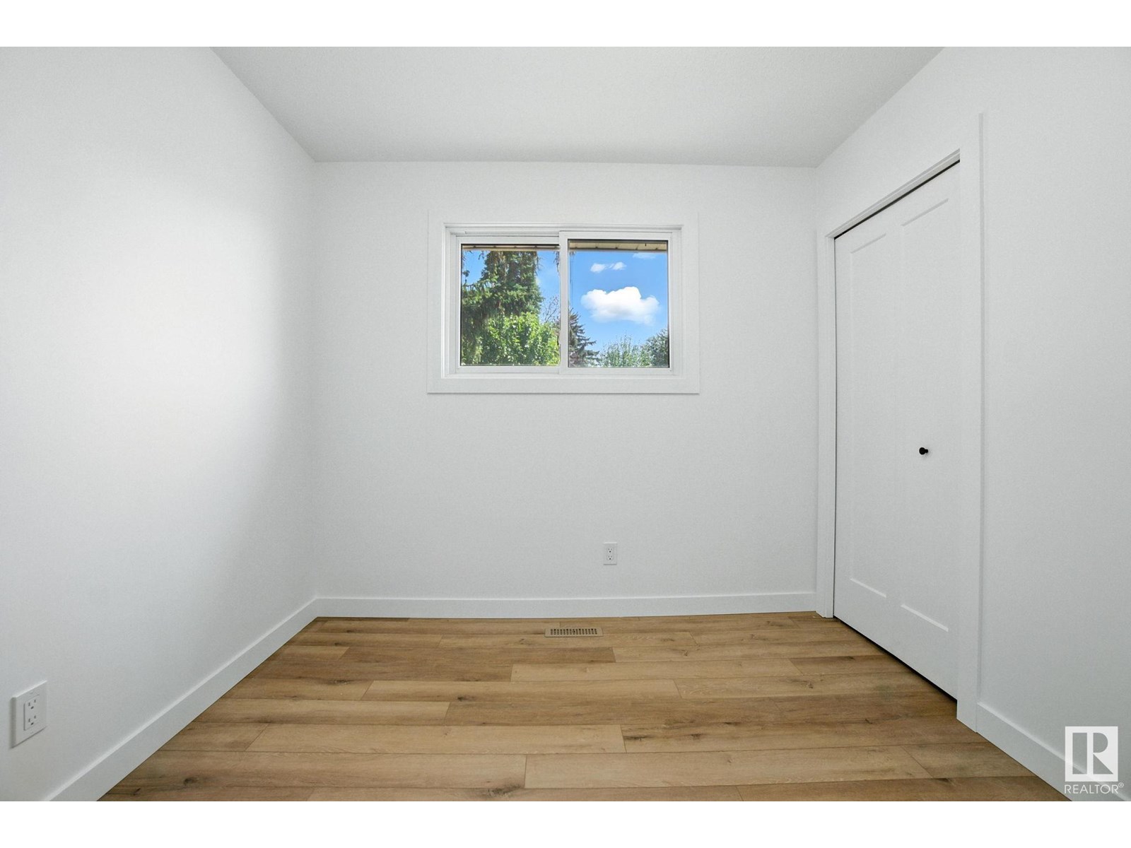10419 36a Av Nw, Edmonton, Alberta  T6J 2H7 - Photo 23 - E4448443