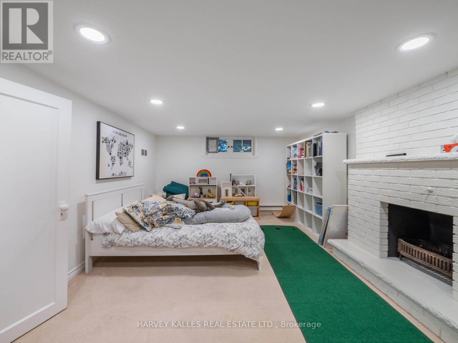 6 Glenarden Road, Toronto (Forest Hill North), Ontario  M6C 3J7 - Photo 27 - C12292920