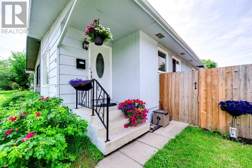 Property at 6027 59 Street image 3