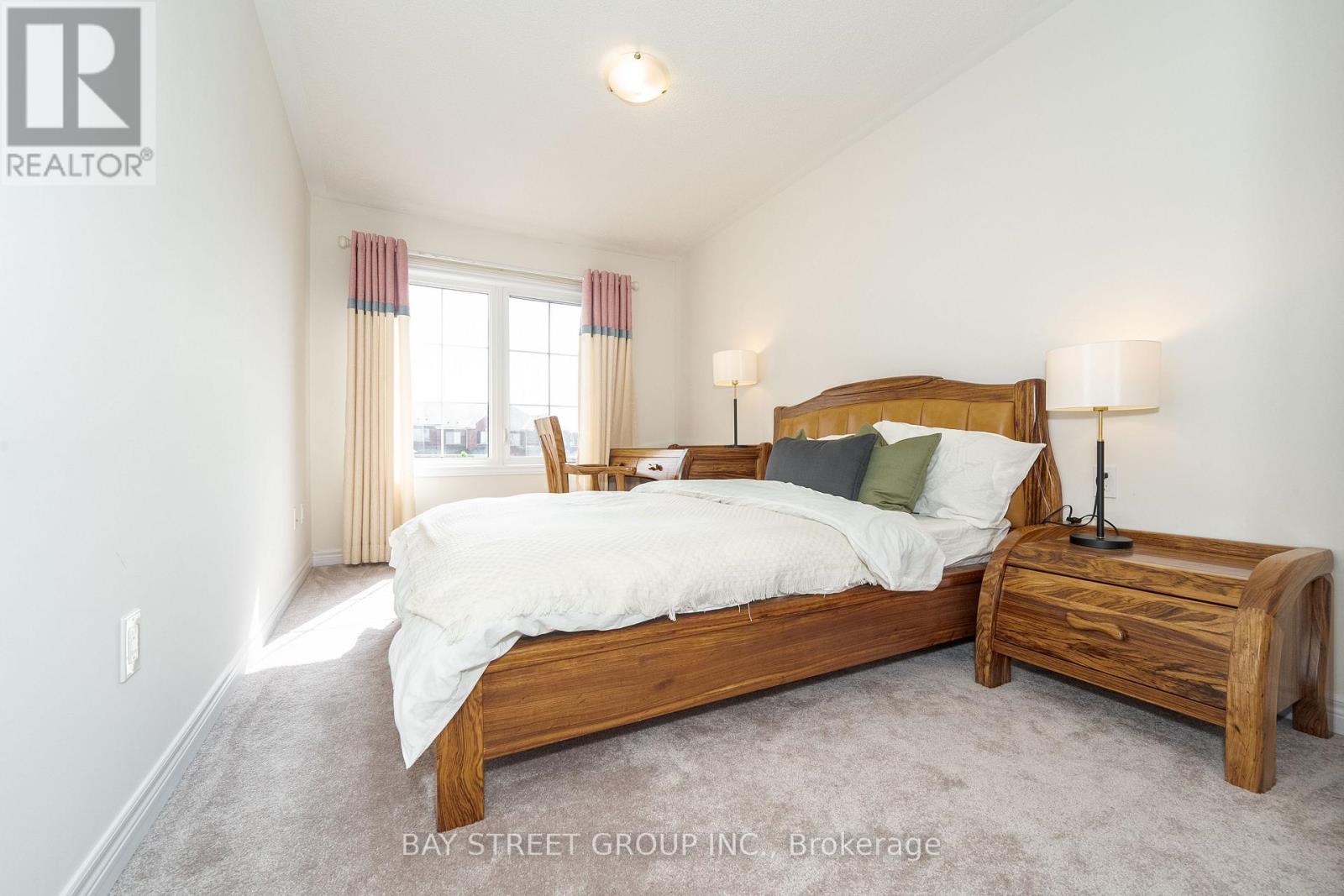 65 Bellflower Lane, Richmond Hill, Ontario  L4E 1E7 - Photo 22 - N12292878