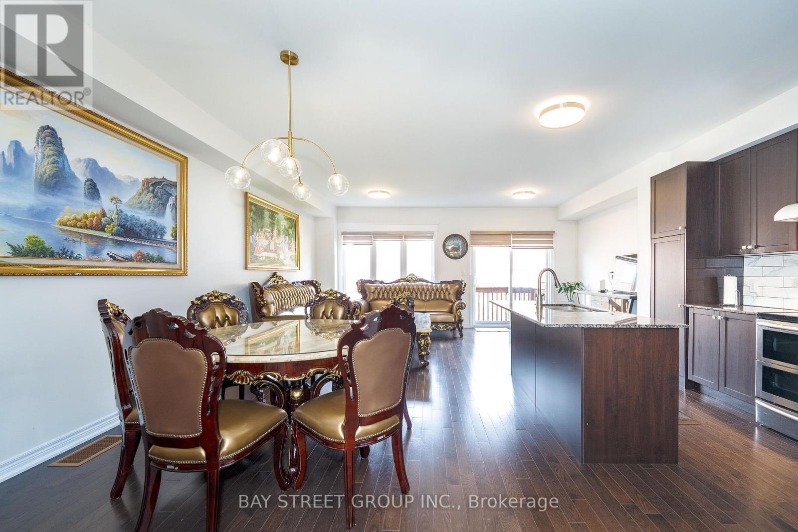 65 Bellflower Lane, Richmond Hill, Ontario  L4E 1E7 - Photo 9 - N12292878