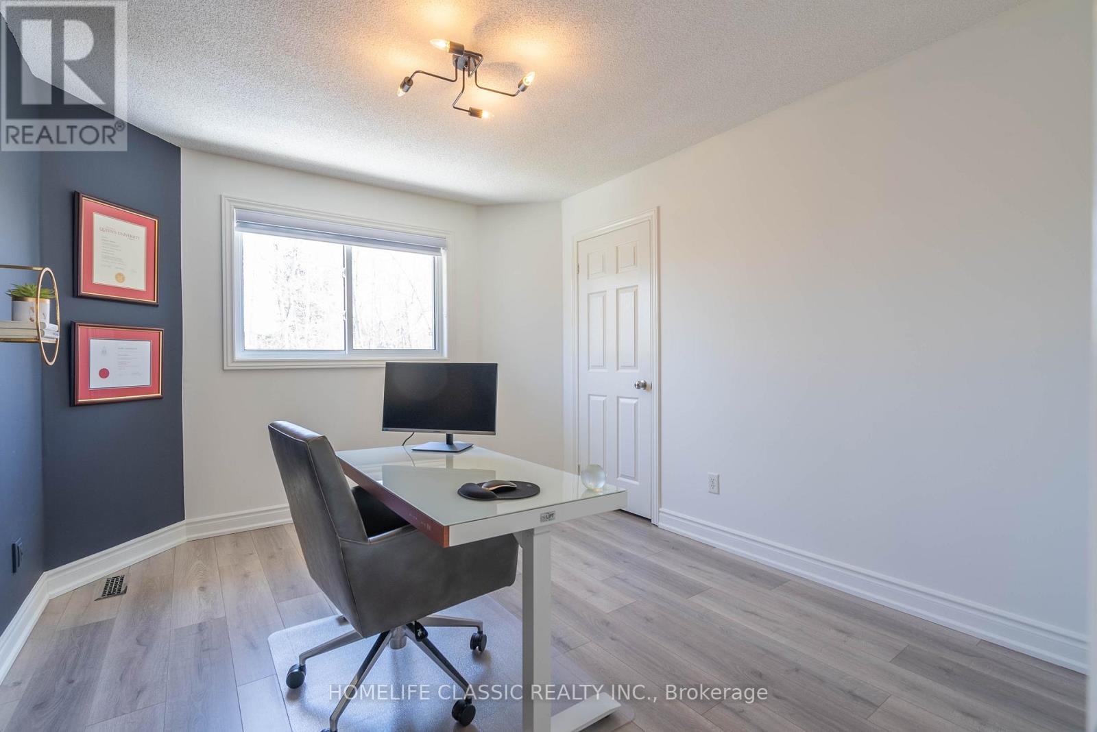 51 Hawkins Drive, Barrie, Ontario  L4N 0A7 - Photo 24 - S12292886