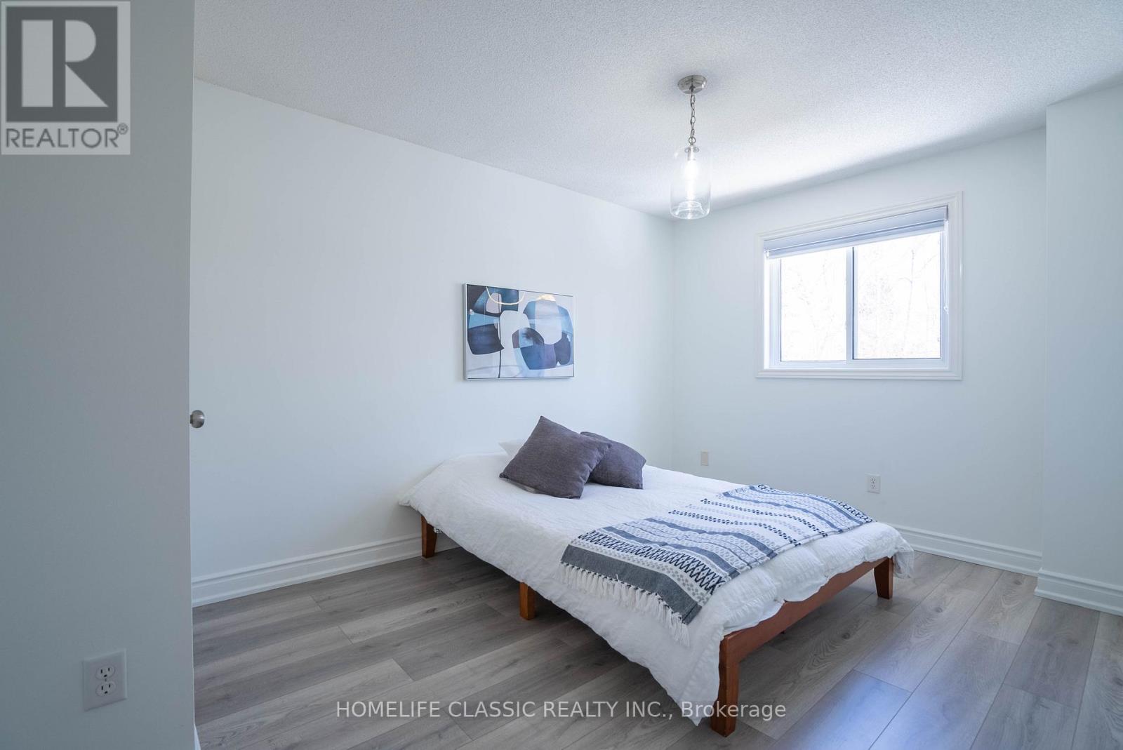 51 Hawkins Drive, Barrie, Ontario  L4N 0A7 - Photo 27 - S12292886