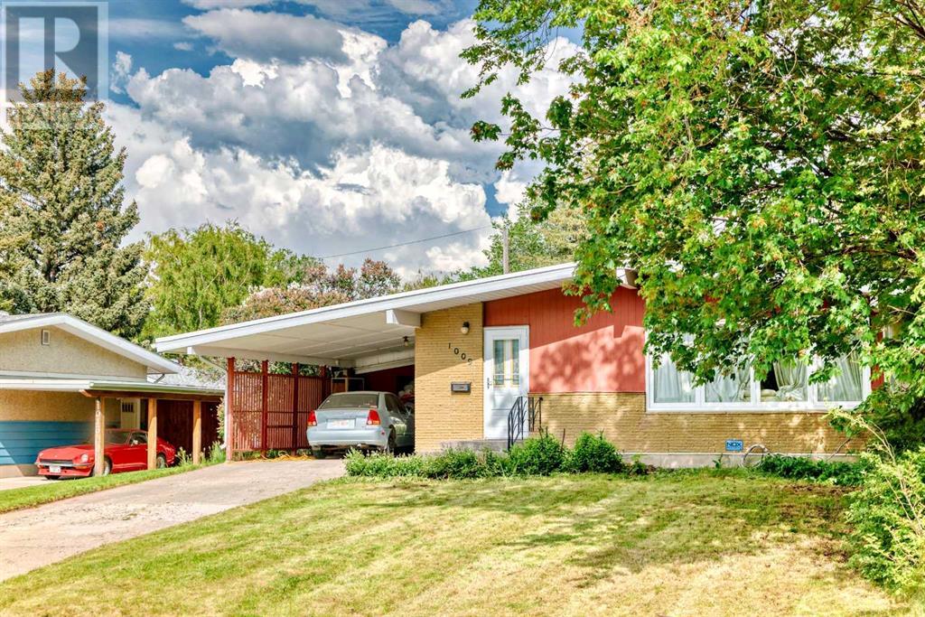 Property at 1009 17 Street N image 3