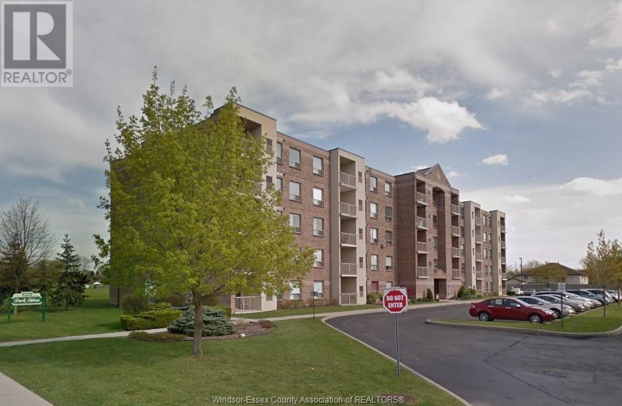 MLS# 25018228: 8335 WYANDOTTE East Unit# 308, Windsor, Canada
