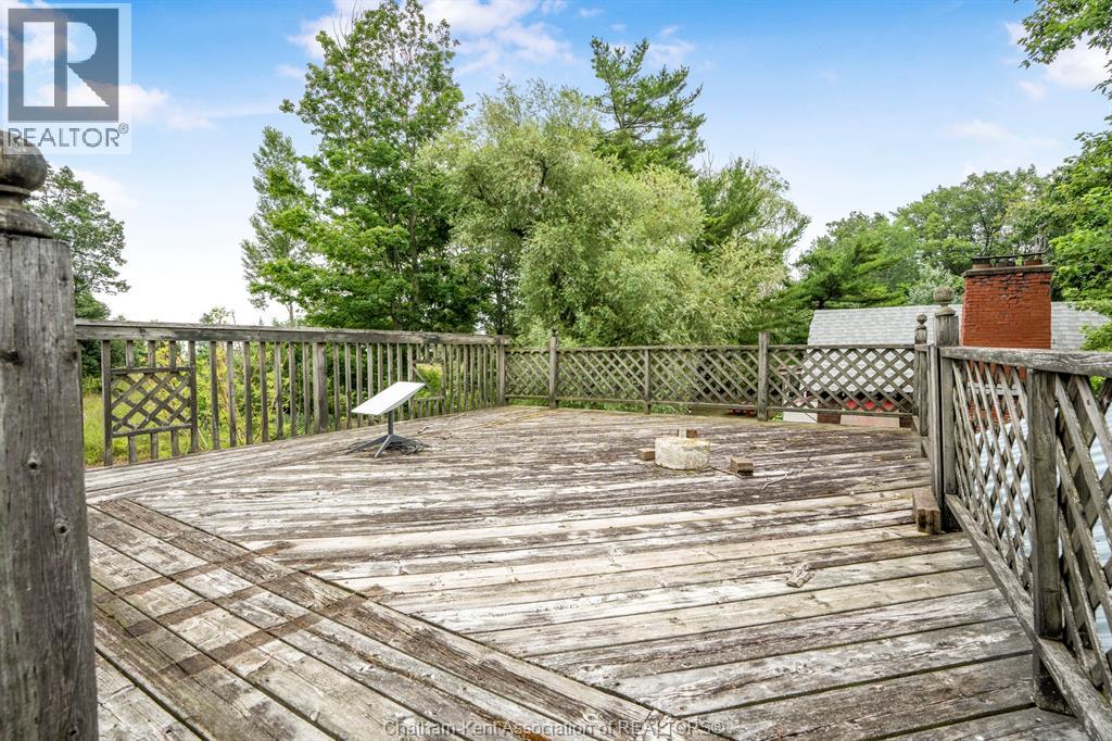 17386 Lakeshore Road, Rondeau Park, Ontario  N0P 1X0 - Photo 27 - 25017864