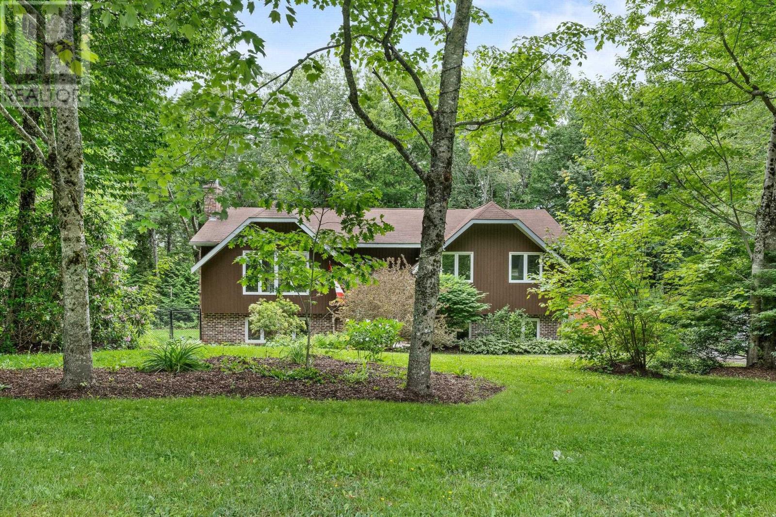 239 Howe Avenue, Fall River, Nova Scotia  B2T 1H7 - Photo 48 - 202516405