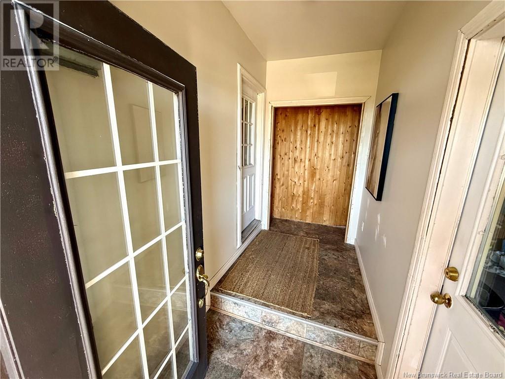 105 Route 305, Haut-Lamèque, New Brunswick  E8T 3M1 - Photo 12 - NB117759