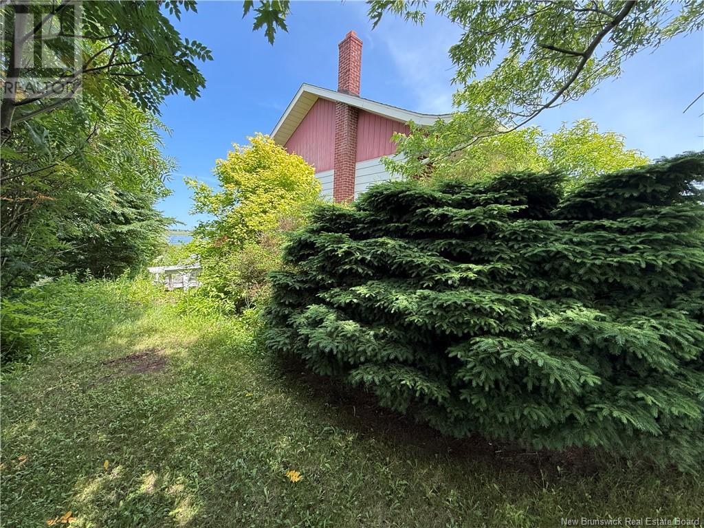 105 Route 305, Haut-Lamèque, New Brunswick  E8T 3M1 - Photo 9 - NB117759