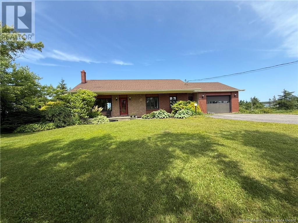 105 Route 305, Haut-Lamèque, New Brunswick  E8T 3M1 - Photo 4 - NB117759
