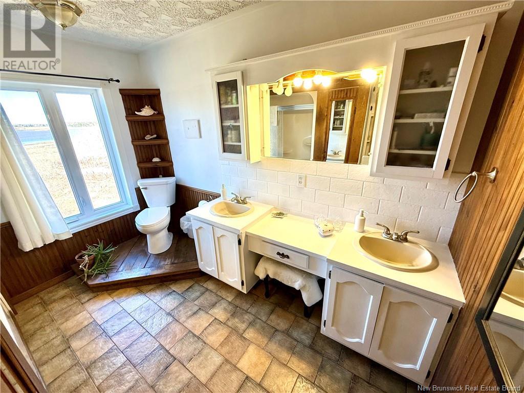 105 Route 305, Haut-Lamèque, New Brunswick  E8T 3M1 - Photo 42 - NB117759