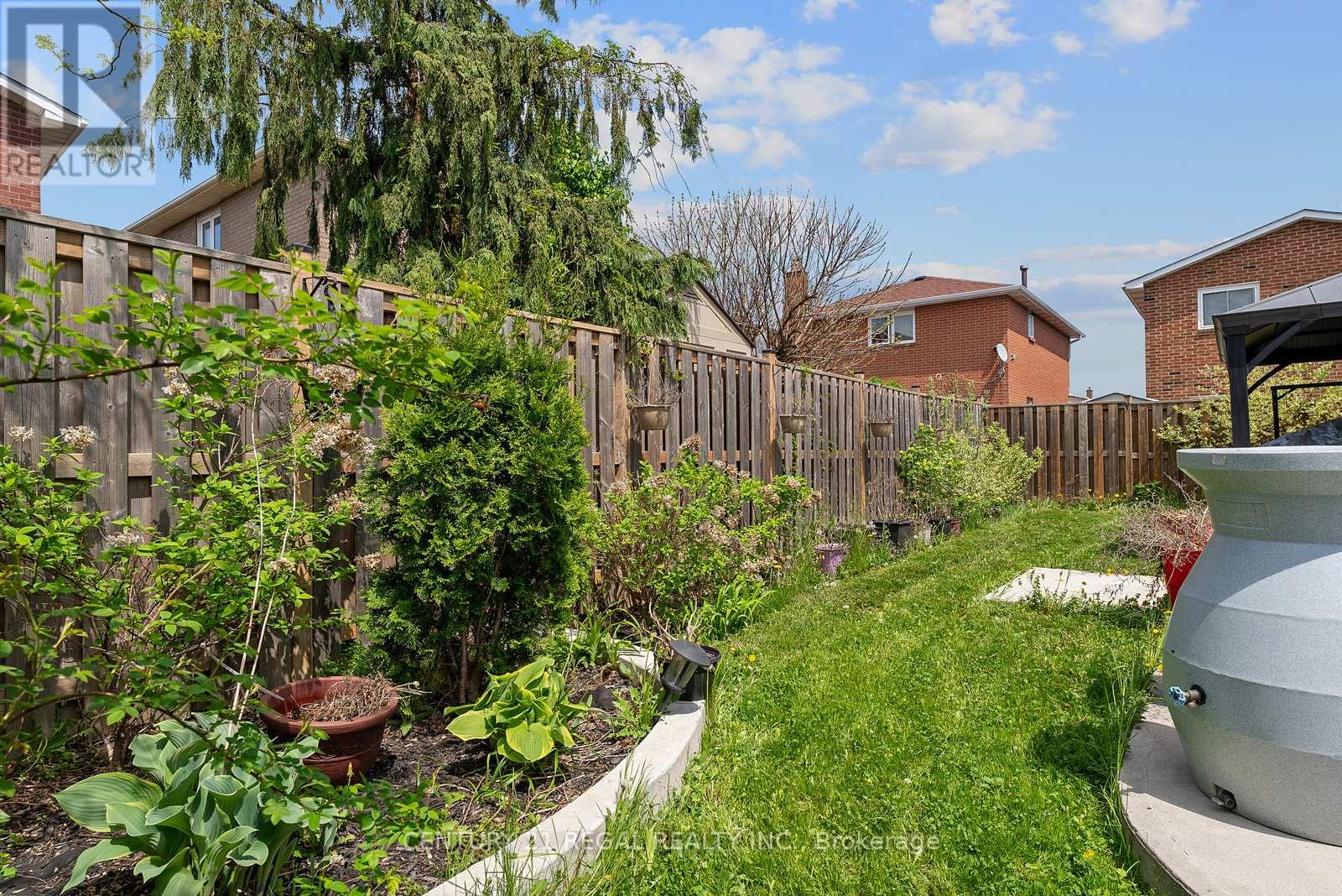 97 Hinchley Wood Grove, Brampton, Ontario  L6V 4J1 - Photo 45 - W12292933