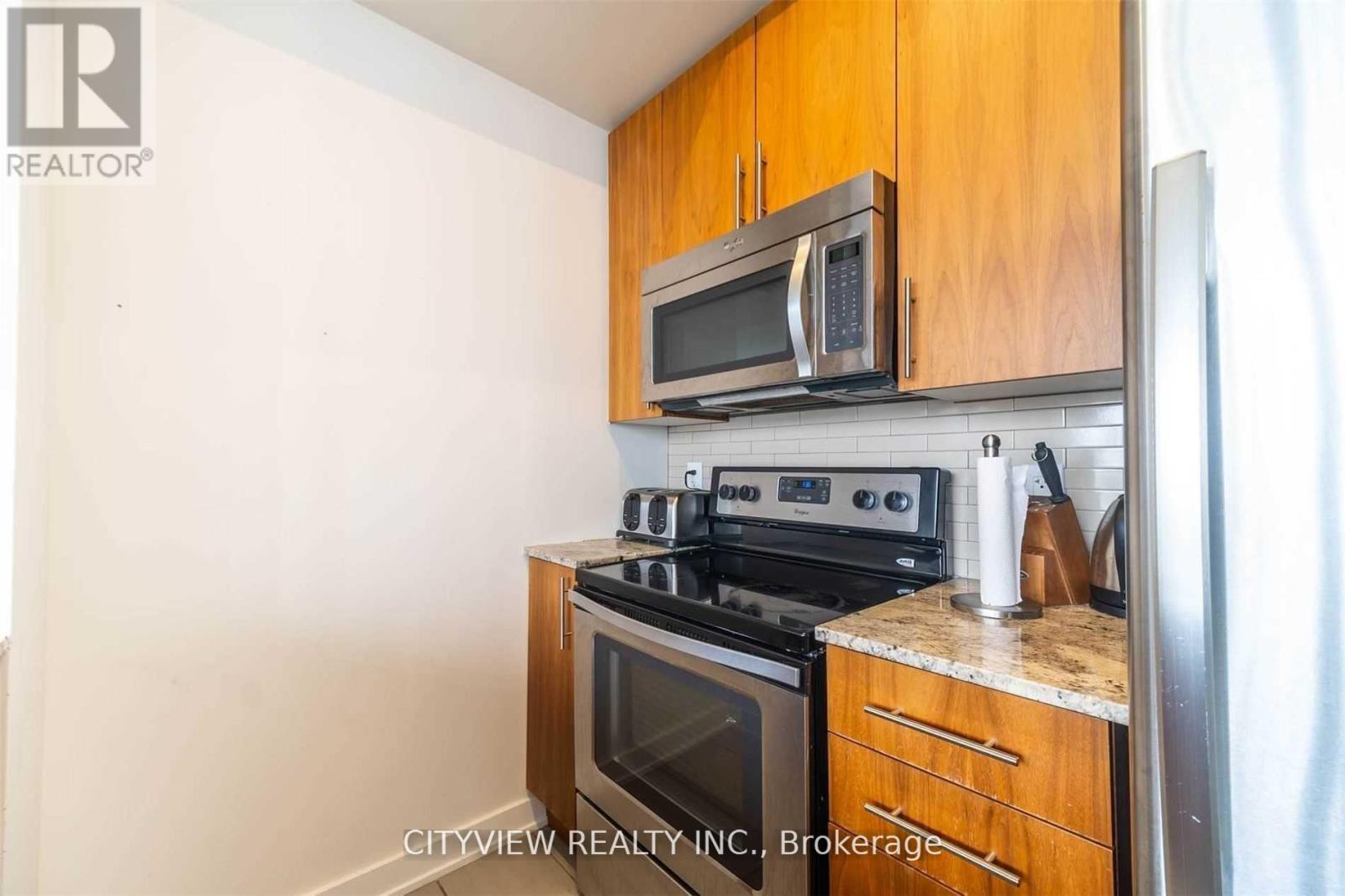 707 - 4099 Brickstone Mews, Mississauga, Ontario  L5B 0H3 - Photo 12 - W12292948