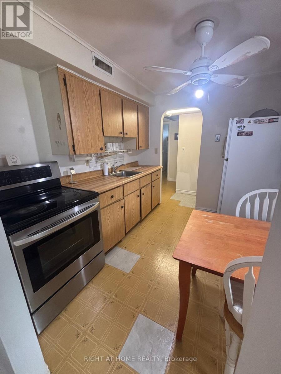 4205 Huron Church Line, Lasalle, Ontario  N9H 1H2 - Photo 36 - X12292937