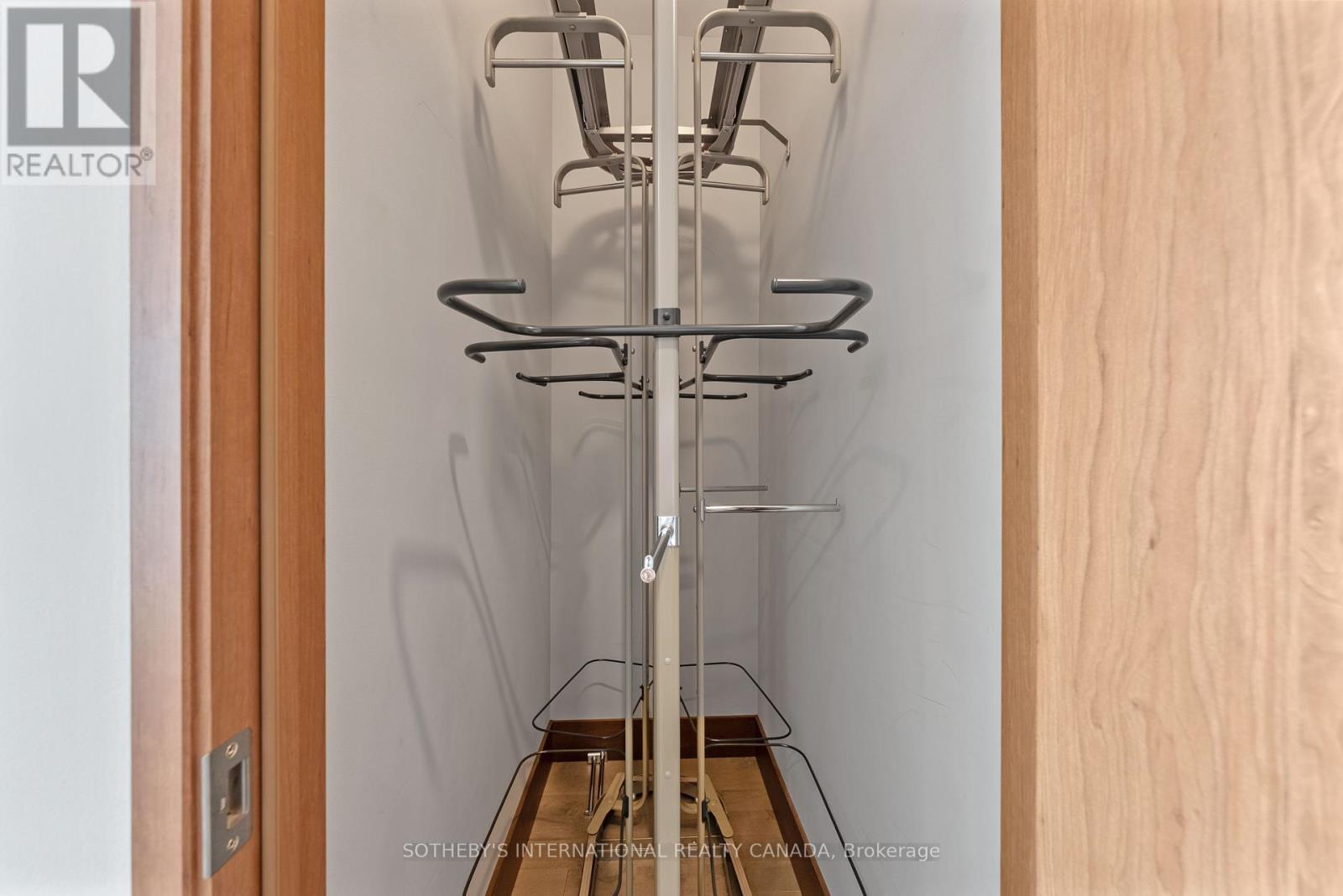 28a Twenty First Street, Toronto (Long Branch), Ontario  M8V 3L7 - Photo 22 - W12292775