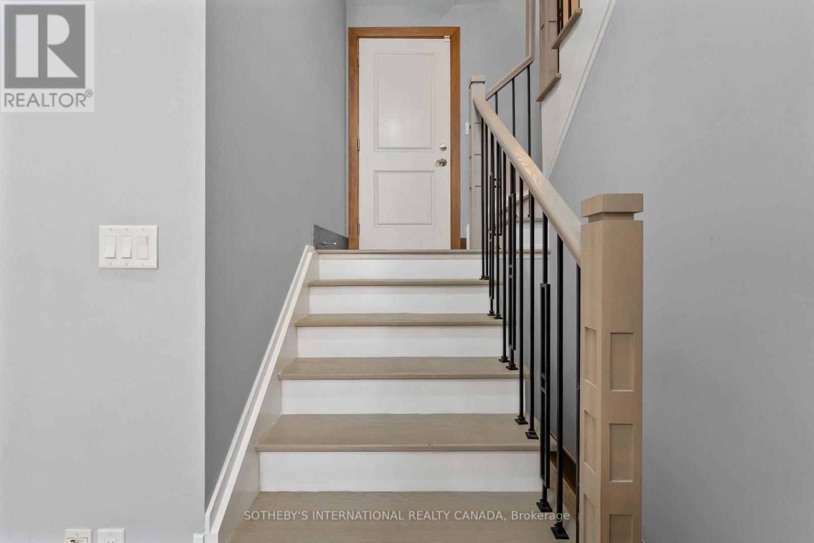 28a Twenty First Street, Toronto (Long Branch), Ontario  M8V 3L7 - Photo 32 - W12292775