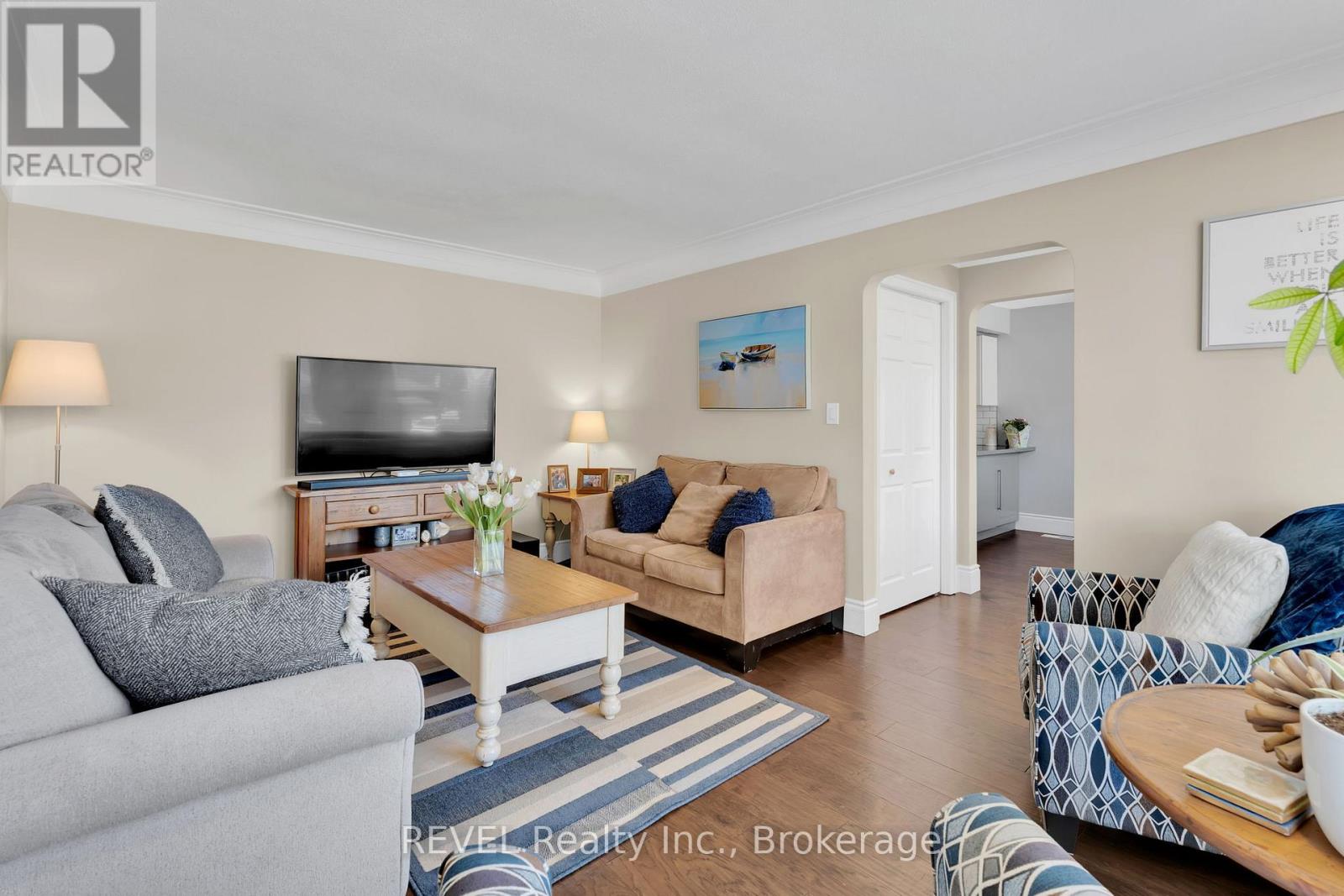 Property at 120 ROYAL OAK DRIVE image 5