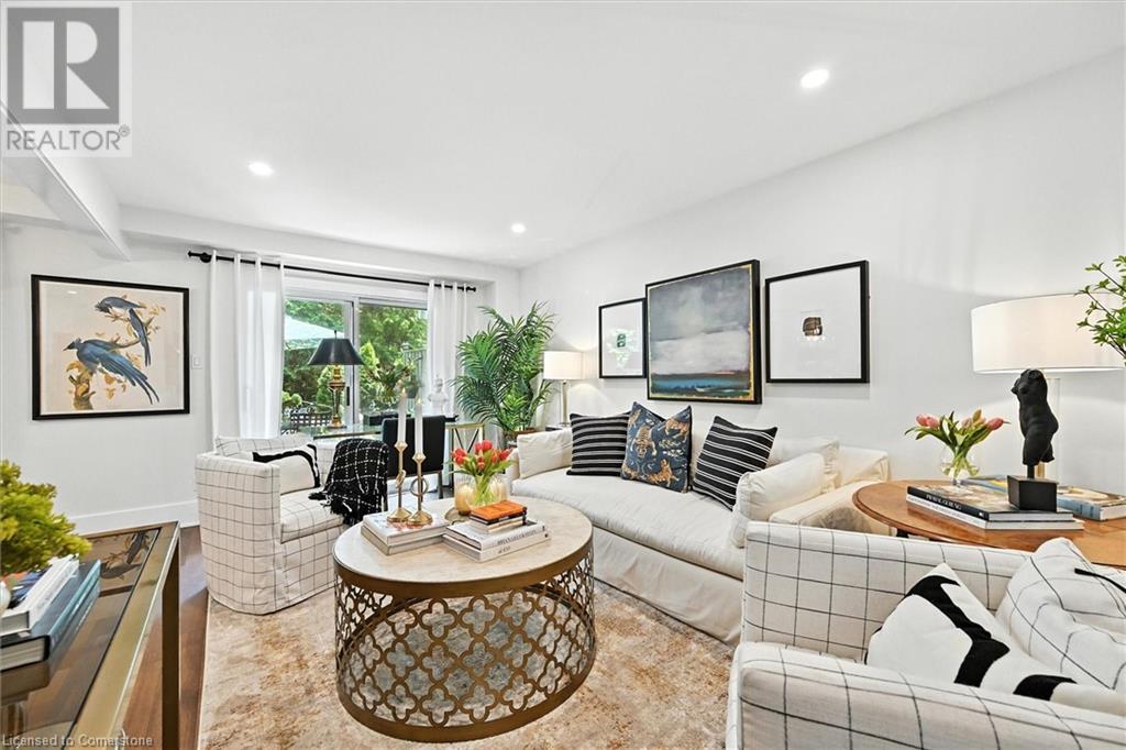 Property at 445 WOODVIEW Road Unit# 3 image 2