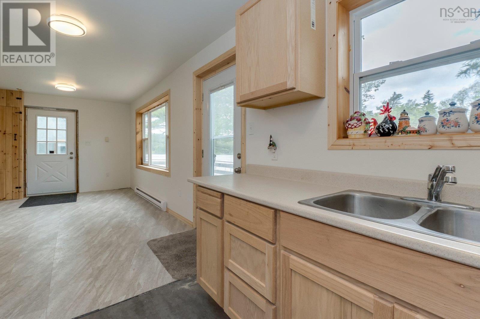 19 Cove Road, Mount Uniacke, Nova Scotia  B0N 1Z0 - Photo 21 - 202514341