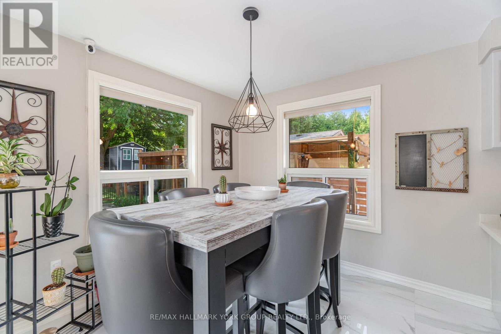 96 Townsend Avenue, Bradford West Gwillimbury, Ontario  L3Z 1Y1 - Photo 16 - N12292995