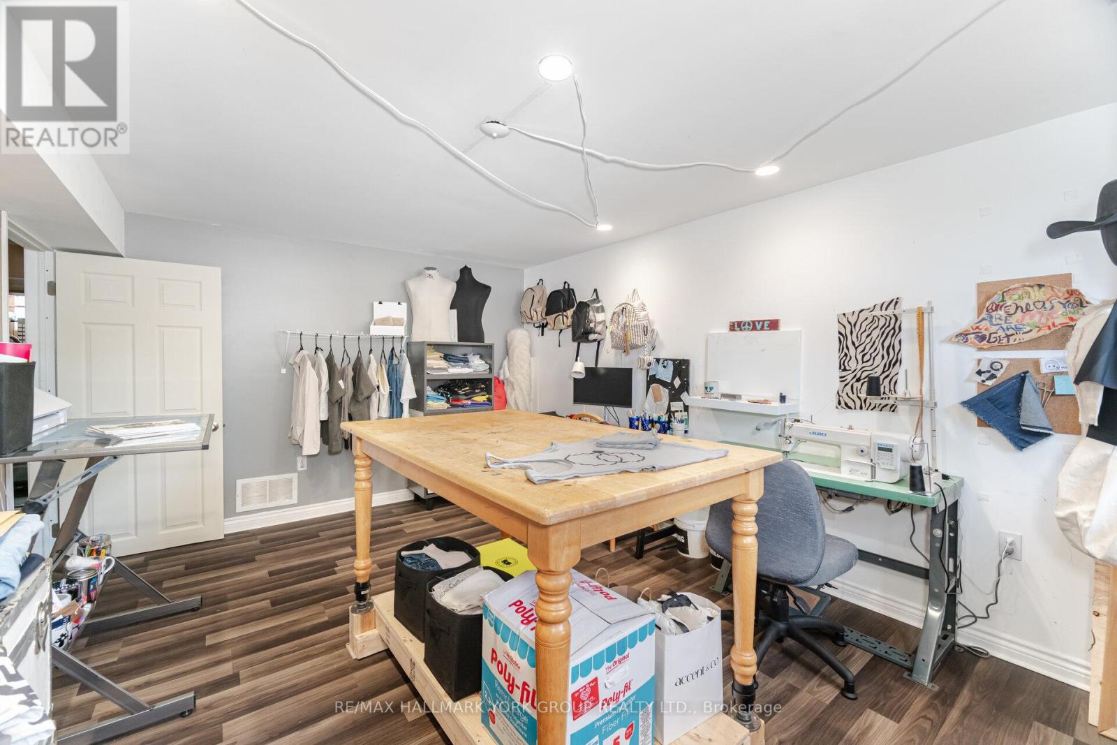 96 Townsend Avenue, Bradford West Gwillimbury, Ontario  L3Z 1Y1 - Photo 31 - N12292995