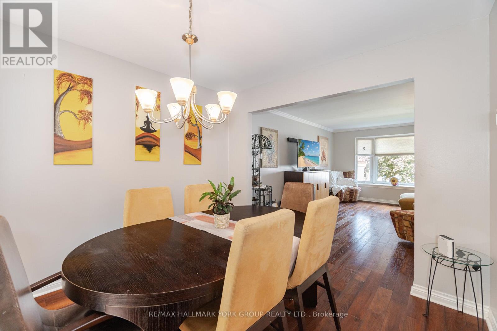 96 Townsend Avenue, Bradford West Gwillimbury, Ontario  L3Z 1Y1 - Photo 7 - N12292995