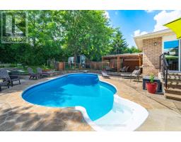 96 TOWNSEND AVENUE, Bradford West Gwillimbury, Ontario