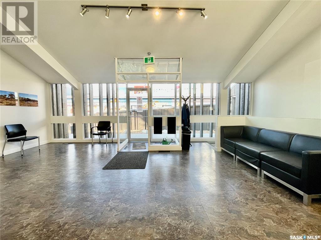1121 Louise Avenue, Saskatoon, Saskatchewan  S7H 2P8 - Photo 7 - SK012901