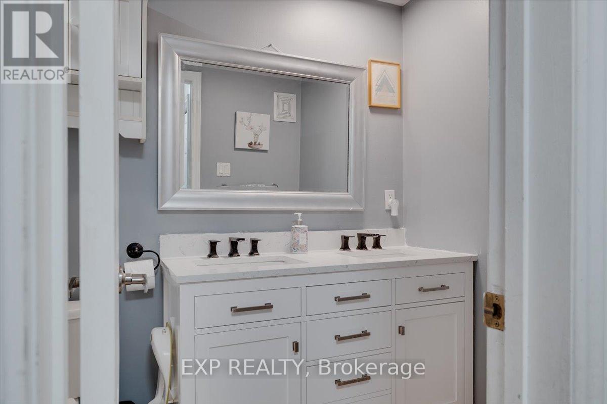 14 - 300 Traynor Avenue, Kitchener, Ontario N2C 2J1 - Photo 12 - X12293012