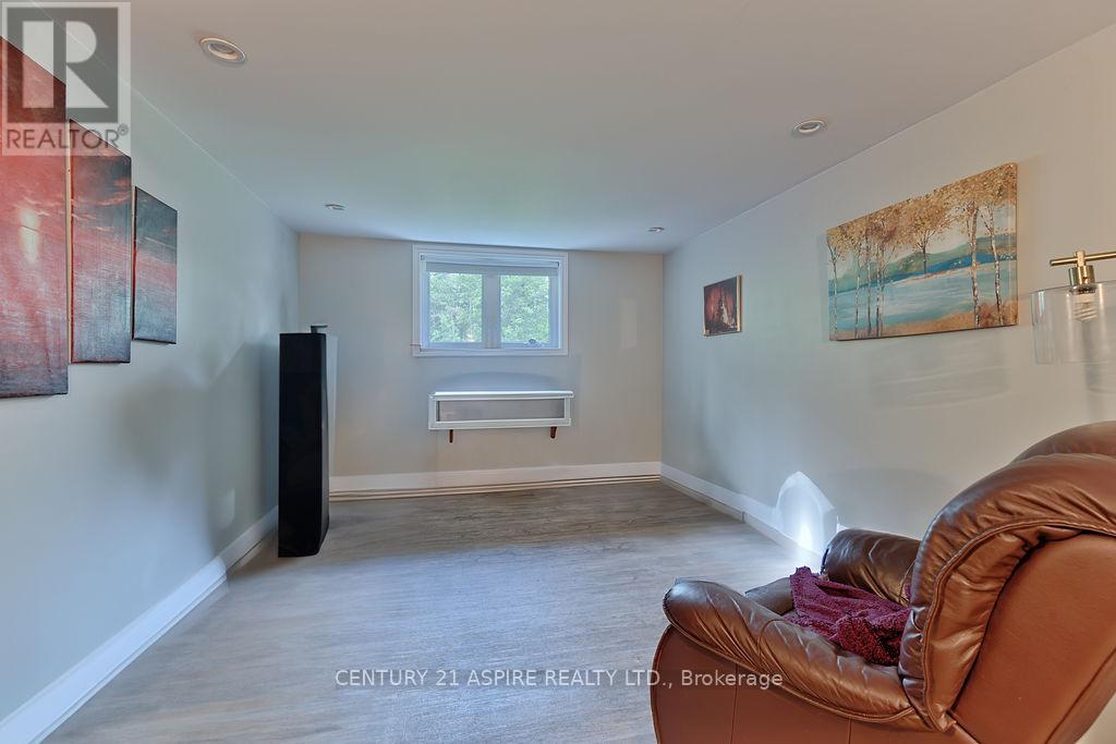 539 Schwan Road, Laurentian Valley, Ontario  K8A 6W8 - Photo 24 - X12293034