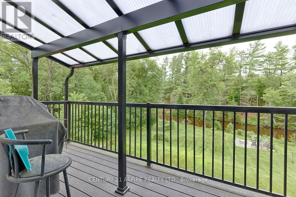 539 Schwan Road, Laurentian Valley, Ontario  K8A 6W8 - Photo 25 - X12293034