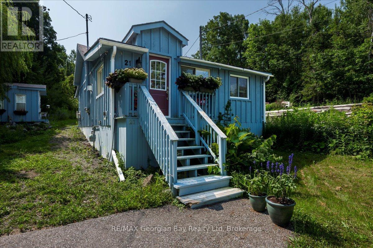 Property at 21 GRANDVIEW ROAD image 1