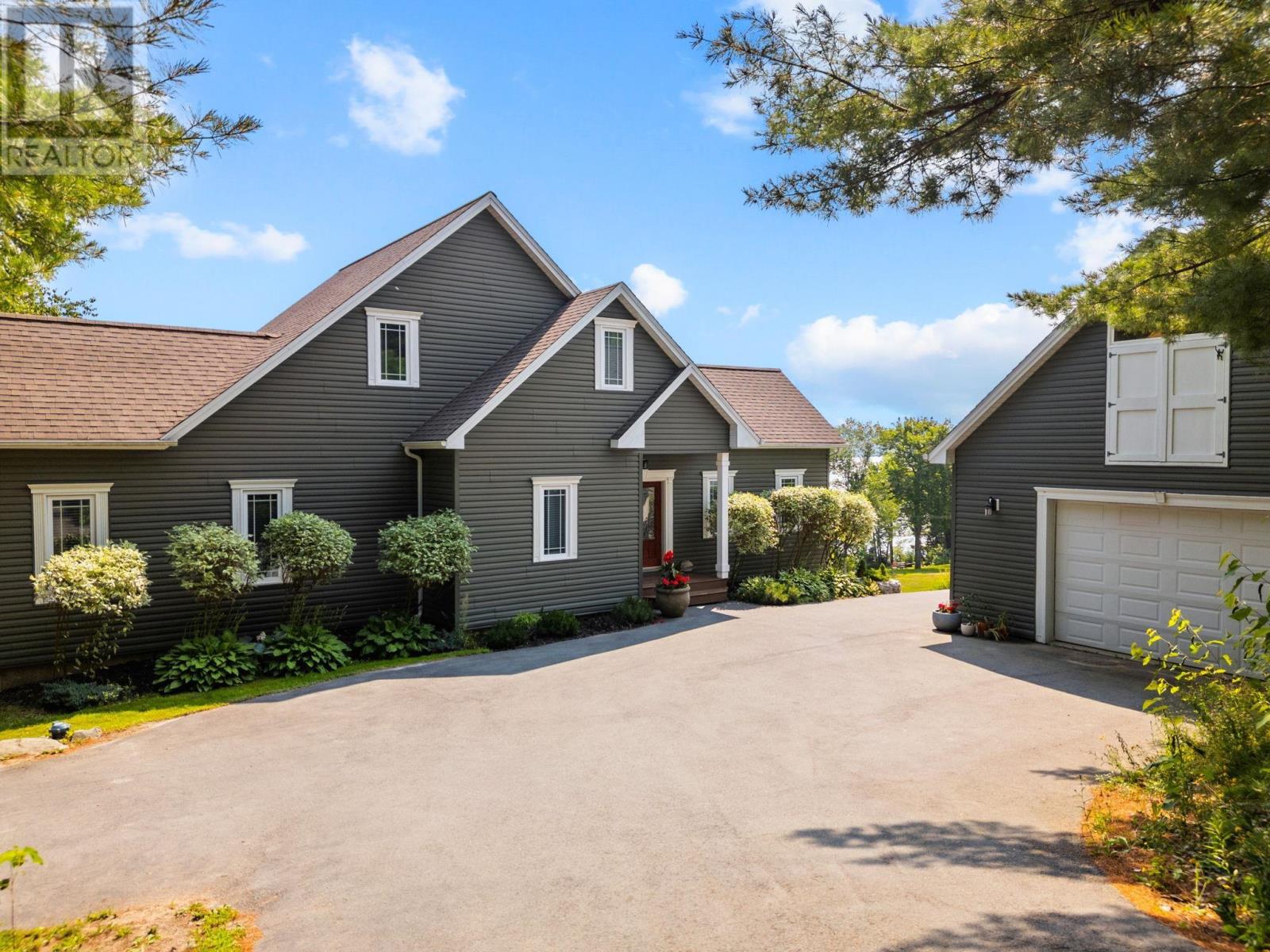 Property at 45 Nadine Drive image 1