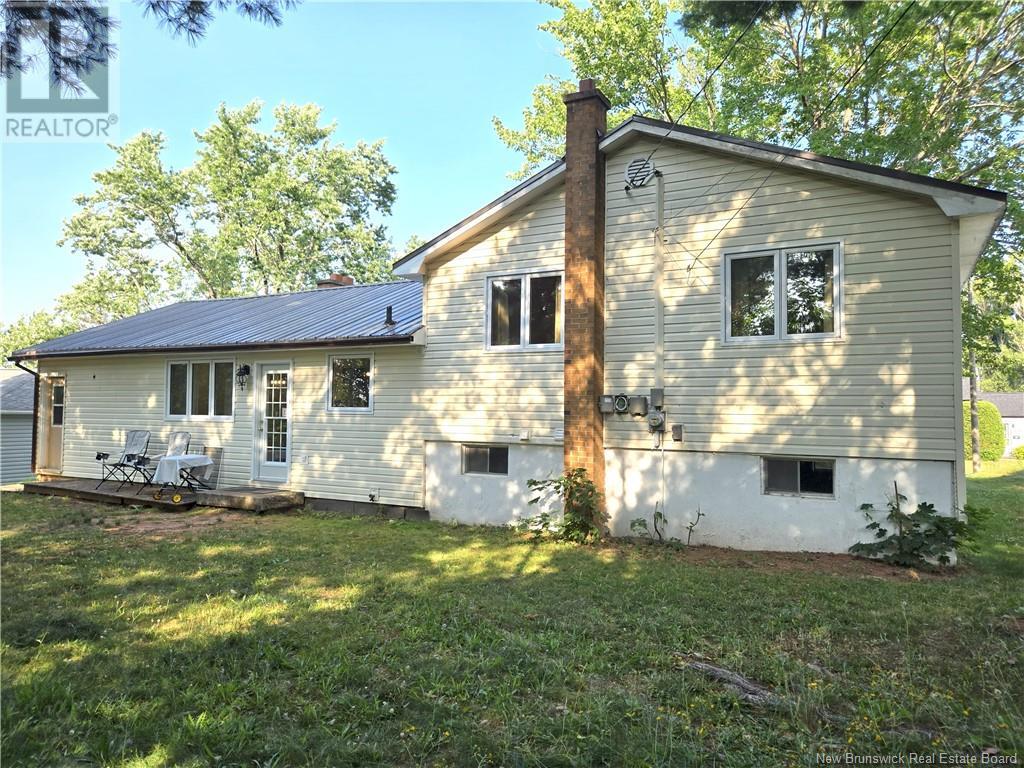 Property at 110 Muncey Drive image 5