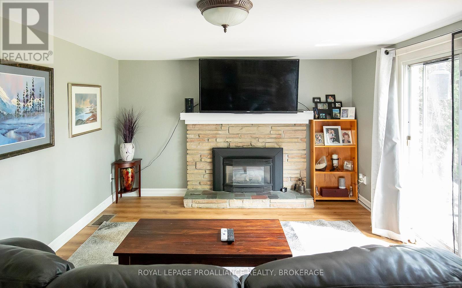Property at 296 OLYMPUS AVENUE image 3