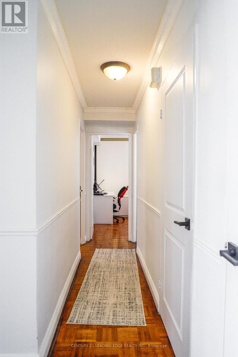 617 - 10 Edgecliff Golfway, Toronto, Ontario  M3C 3A3 - Photo 17 - C12289198