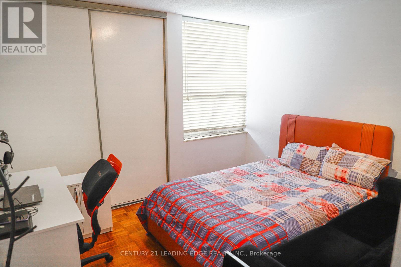 617 - 10 Edgecliff Golfway, Toronto, Ontario  M3C 3A3 - Photo 26 - C12289198