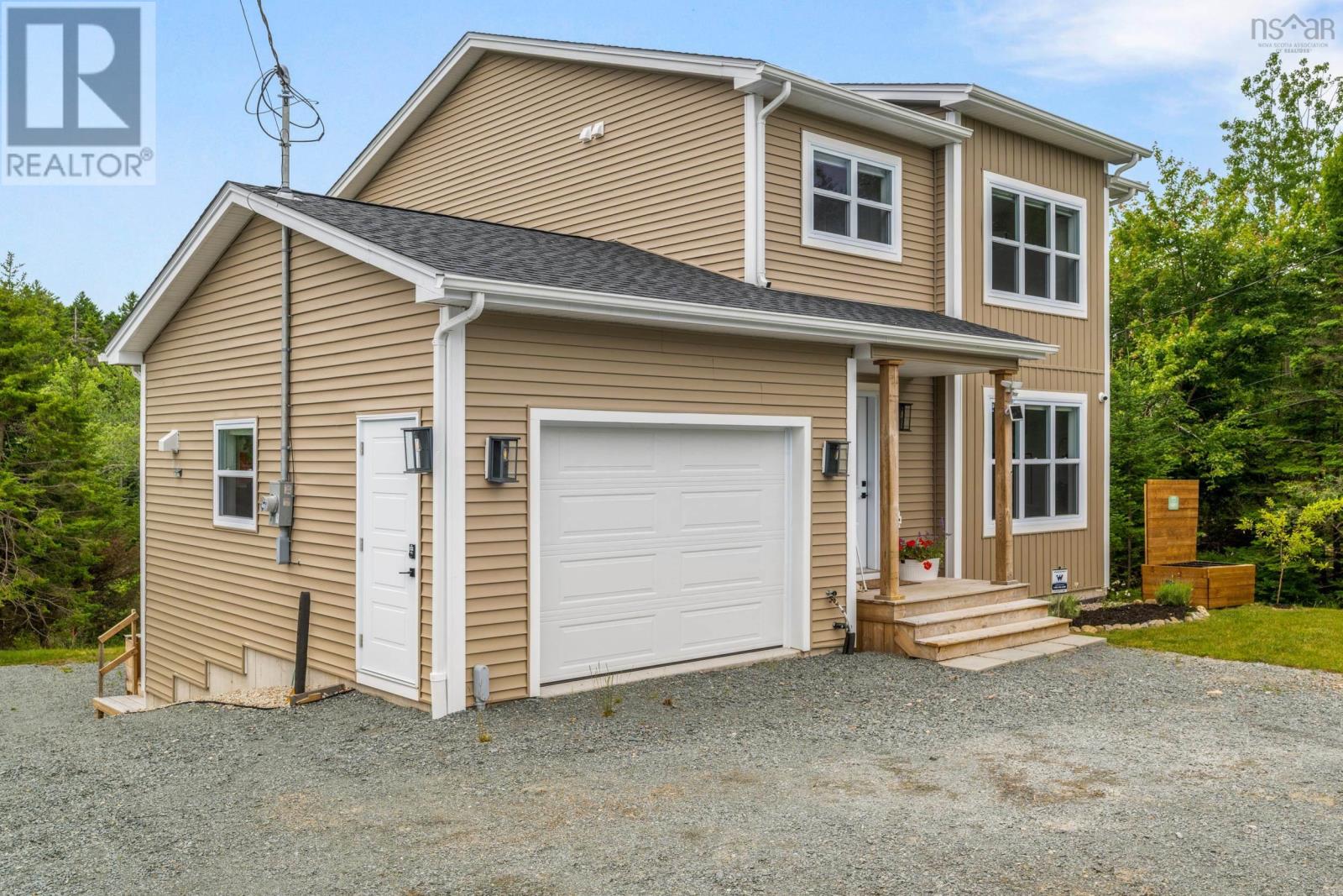 Property at 11186 Peggys Cove Road image 2