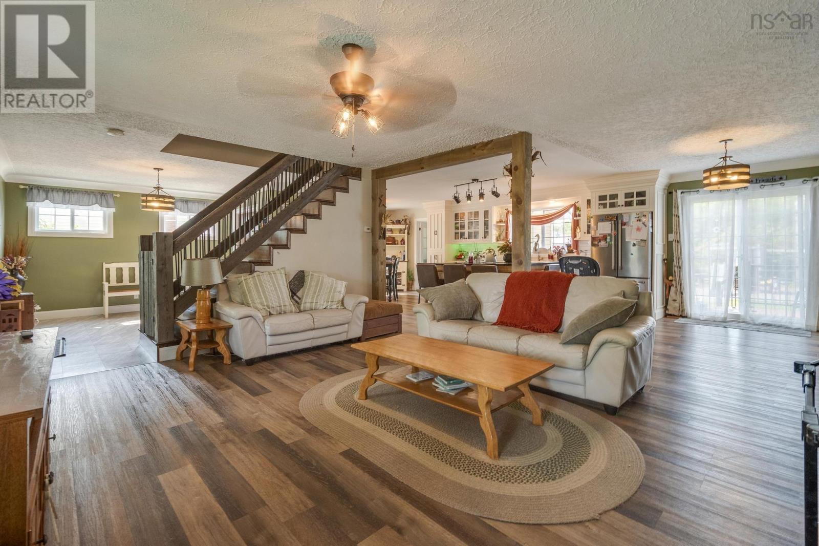 51 Weir Avenue, Stellarton, Nova Scotia  B0K 1S0 - Photo 15 - 202518017