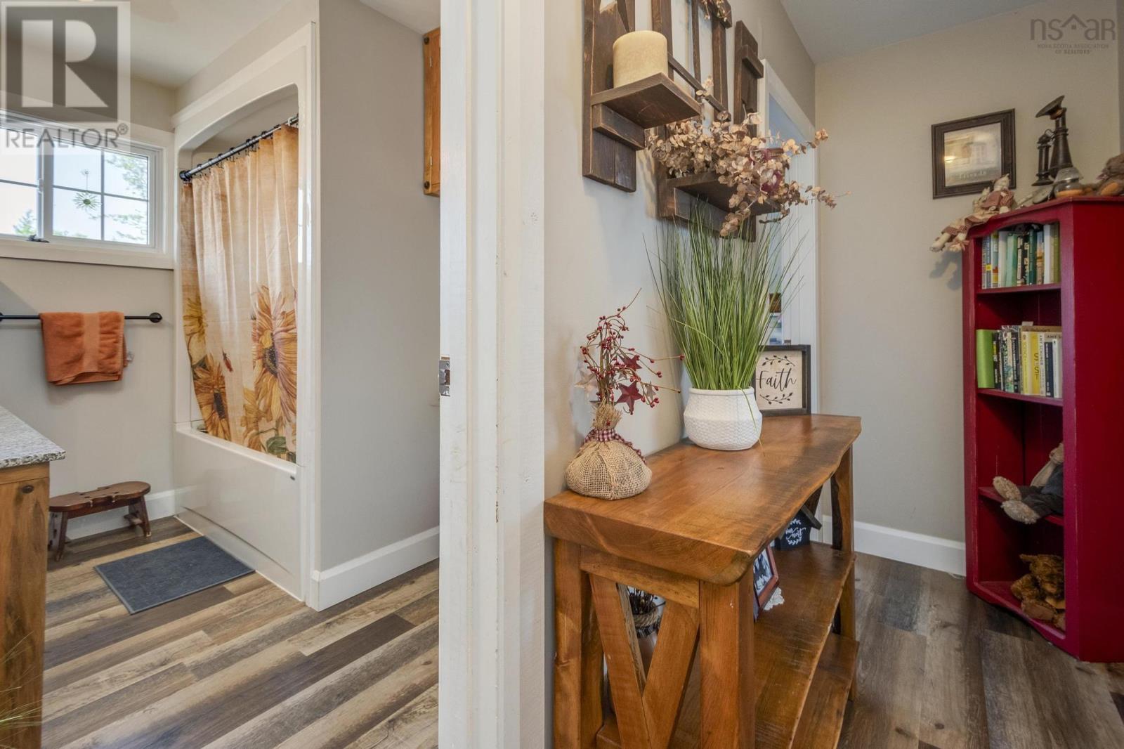 51 Weir Avenue, Stellarton, Nova Scotia  B0K 1S0 - Photo 18 - 202518017